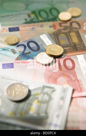 Euro-Währung und Münzen Stockfoto