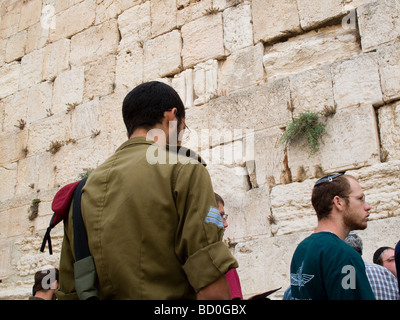 Tisha erinnern an der Klagemauer in Jerusalem Stockfoto