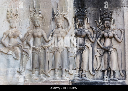 Geschnitzte Bas Relief-Designs auf einen Tempel in Angkor in Kambodscha Stockfoto