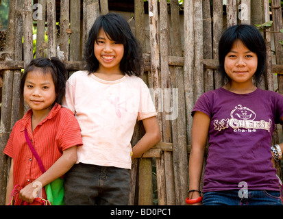 Kinder aus einem Lisu Bergstämme im Norden Thailands Stockfoto