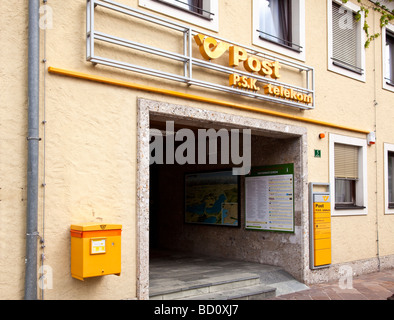 Österreich Europa Postamt Eingang mit Schild Stockfoto