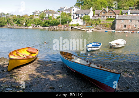 Ruhigen Creekside Szene bei Noss Mayo, South Devon Stockfoto