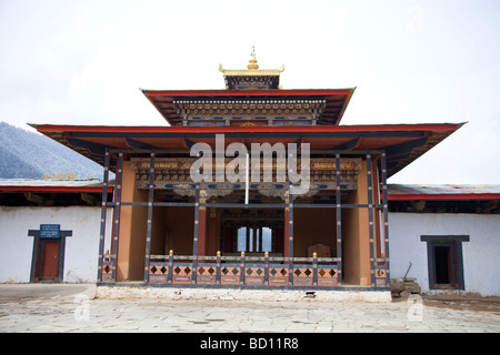 Blick auf Gangteng Gonpa Kloster nr Dorf von Gantey, Phobjika Tal, Wangdue Phodrang District, central Bhutan. Stockfoto