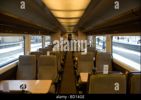 Innere des National Express Zug Wagen. Stockfoto