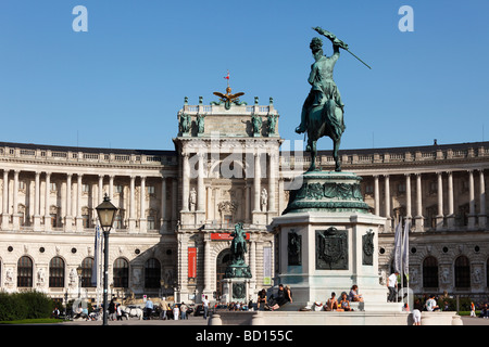 Reiterstatue von Erzherzog Karl, Hofburg Hofburg, Heldenplatz Heldenplatz, Wien, Austria, Europe Stockfoto