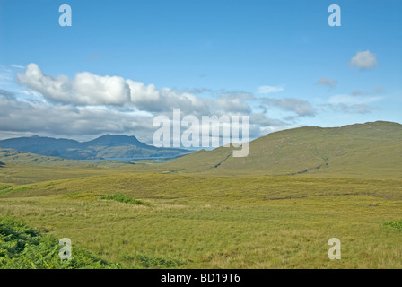 Blick auf die Berge von nr Ullapool Ross & Cromarty Blick auf Ben Ghobhlach Stockfoto