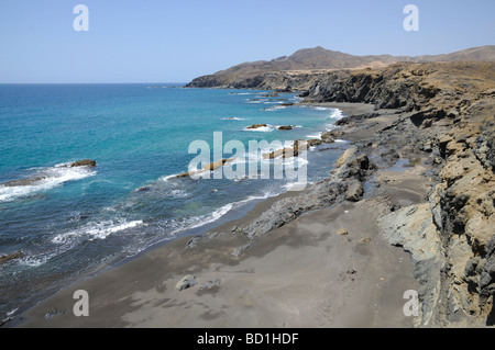 Schwarzen Sand Strand an der Westküste von Fuerteventura, Spanien Stockfoto