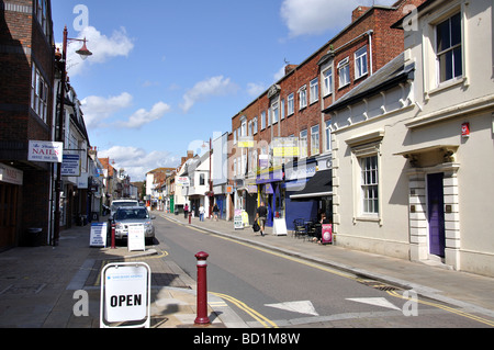 Guildford Street, Chertsey, Surrey, England, Vereinigtes Königreich Stockfoto