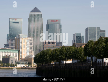 Hochhaus-Bürohäuser, Wapping, Docklands, London, England, UK. Stockfoto