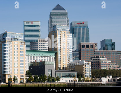 Hochhaus-Bürohäuser, Wapping, Docklands, London, England, UK. Stockfoto