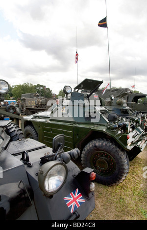 Gepanzerte Militärfahrzeuge werden am Colchester militärische Festival in Colchester, Essex, England angezeigt. Stockfoto