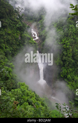 Heow Narok Wasserfall im Nationalpark Khao Yai, Thailand Stockfoto