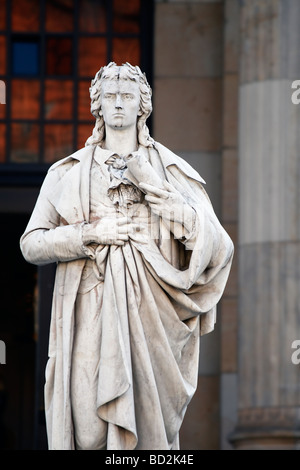 Johann Friedrich Schiller, deutscher Dichter und Philosoph, Denkmal, Schiller-Brunnen, Platz Gendarmenmarkt, Berlin, Deutschland Stockfoto