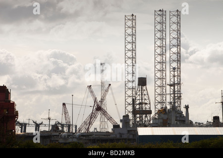 Der stark verschmutzte Geist Schiffe abgebaut in einer Werft am Stadtrand von Hartlepool UK Stockfoto