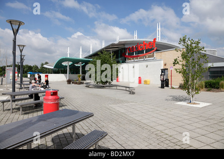 Außenseite der Roadchef Autobahn-Tankstelle auf der m6-Mautstraße bei Norton Canes Staffordshire uk Stockfoto