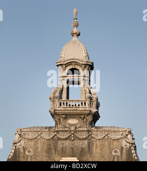 Die Laterne des Vichy-Rathaus-Überdachung (Allier - Frankreich). Le Lanterneau de l'Hôtel de Ville de Vichy (Allier - Frankreich). Stockfoto