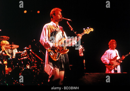 DIE Polizei - UK rock Gruppe 1986 mit Sting und Andy Summers auf der rechten Seite und Stuart Copeland am Schlagzeug Stockfoto