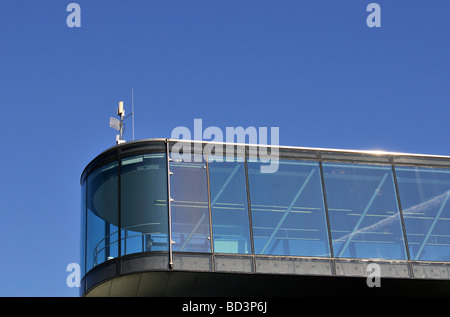 Detail der Nadel Glas Aussichtsplattform des modernen Gebäudes Kunsthaus Museum für zeitgenössische Kunst in Graz Österreich Stockfoto