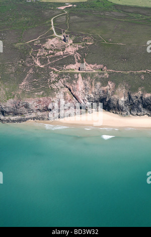 Luftbild der Wheal Coates Towanroath Maschinenhaus St Agnes Cornwall UK Stockfoto