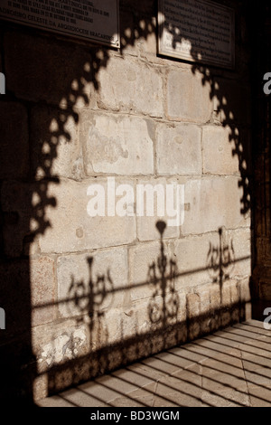 Braga Kathedrale Portal, Ort der ältesten aller Kathedralen in Portugal und eine Haupt-Gottesdienst. Stockfoto