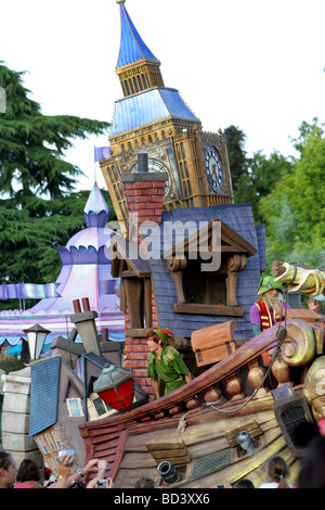 Peter Pan-Show in der Disney einmal auf a Dream Parade, Disneyland Paris, Frankreich Stockfoto