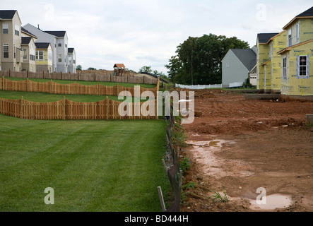 31. Juli 2009 – Winchester, Virginia – Wohnsiedlung Bau- und Einheiten zum Verkauf in eine nördliche Virginia Gehäuse Kom Stockfoto