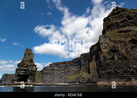 Klippen von Moher County Clare vom Boot aus Stockfoto
