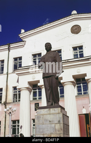 Stalin (Iosif Vissarionovich Jughashvili), 18.12.1878 - 5.3.1953, Sowjetrepolitiker (KPdSU), Statue in Ulan Bator, Mongolia, Stockfoto
