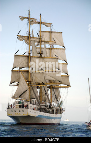 Die Mir quadratische Ausleger aus Russland, Funchal 500 Tall Schiffe Race 2008, Falmouth, Cornwall, UK Stockfoto