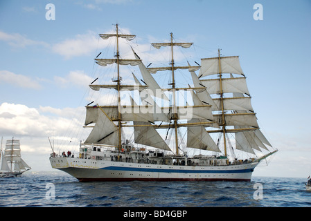 Die Mir quadratische Ausleger aus Russland, Funchal 500 Tall Schiffe Race 2008, Falmouth, Cornwall, UK Stockfoto