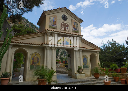 Die Kirche St. Georg der Vrahasotis und das Kloster der Jungfrau Maria die Vigliotissa Stockfoto