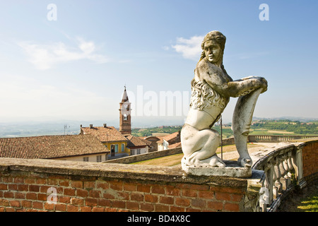 Langhe Provinz Cuneo Govone Burg Stockfoto