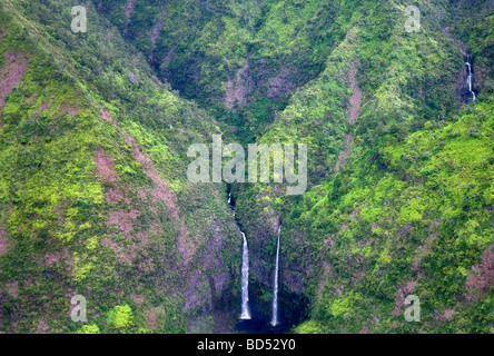 Wasserfälle aus der Luft Kauai Hawaii Stockfoto