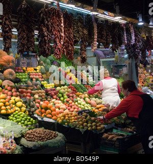 La Boqueria-Markt - auch bekannt als St. Josep, Las Ramblas, Barcelona, Catalan, Spanien, EU; Stockfoto