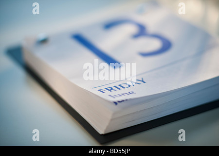 Ein Kalender zeigt Freitag der dreizehnte Stockfoto