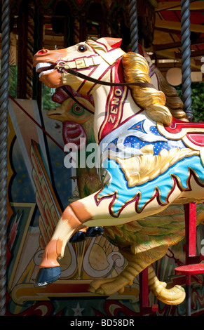 Pferd auf viktorianischen Merry Go Round in Blists Hill viktorianischen Stadt Stockfoto