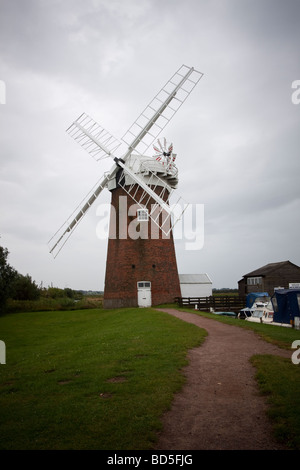 Horsey Windpumpe, Norfolk, UK Aufnahme von öffentlichen Fußweg und also nicht abhängig von National Trust Fragen des Urheberrechts. Stockfoto