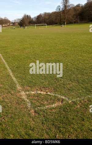 Blick vom Eckfahne des UK-Fußballplatz Stockfoto