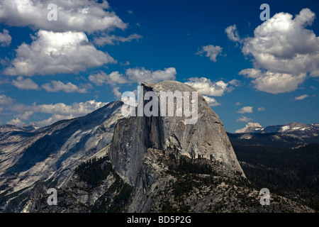 Half Dome, Yosemite-Nationalpark von Glacier Point, Kalifornien, USA betrachtet Stockfoto