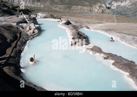 Pluma Wasserquellen heißen Cajon del Maipo, in der Nähe von Santiago, Chile Stockfoto