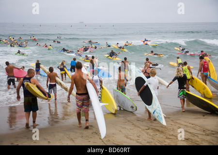 Paddleboard Rennen Anfang der Manhattan Beach Pier Los Angeles County International Surf Festival 2009 Stockfoto