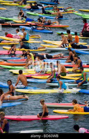 Paddleboard Rennen Anfang der Manhattan Beach Pier Los Angeles County International Surf Festival 2009 Stockfoto