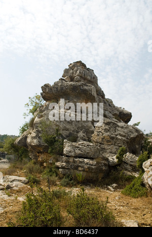 Gesteinsmasse in Bchilii Libanon Nahost Asien Stockfoto