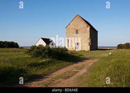 St.-Peter Kapelle, Bradwell, Essex, England. Auch bekannt als St. Peter an der Wand. Stockfoto