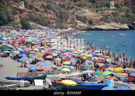 Playa de Burriana, Nerja, Costa del Sol, Provinz Malaga, Andalusien, Spanien Stockfoto