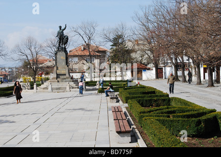 Revolutionäre Vasil Levski Denkmal und Square, im Zentrum der alten Stadt, Karlovo, Bulgarien Stockfoto