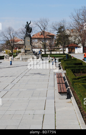 Revolutionäre Vasil Levski Denkmal und Square, im Zentrum der alten Stadt, Karlovo, Bulgarien Stockfoto