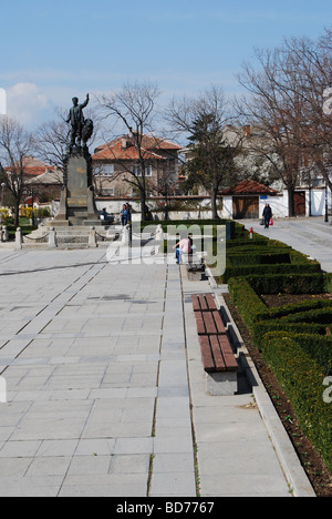 Revolutionäre Vasil Levski Denkmal und Square, im Zentrum der alten Stadt, Karlovo, Bulgarien Stockfoto