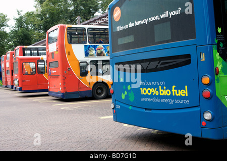 Bus, das läuft auf 100 % Bio, Busbahnhof in Cambridge, UK Kraftstoff. Stockfoto