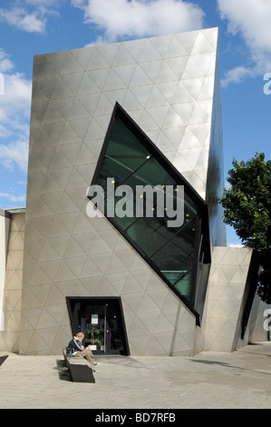 Graduate Centre London Metropolitan University Architekt Daniel Libeskind North Campus Holloway London UK Stockfoto